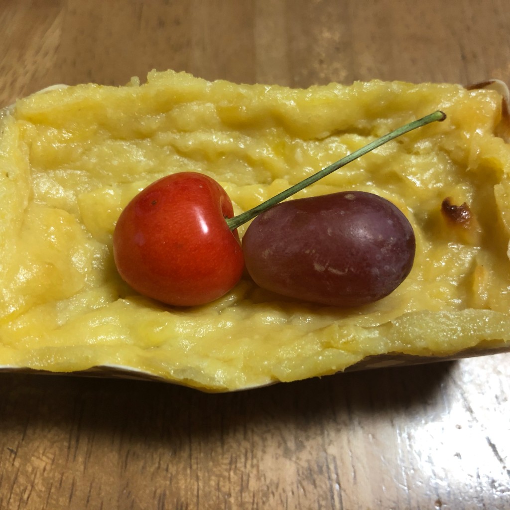 ユーザーが投稿したクリームチーズ&フルーツの写真 - 実際訪問したユーザーが直接撮影して投稿した二見町松下カフェVOis potatoの写真
