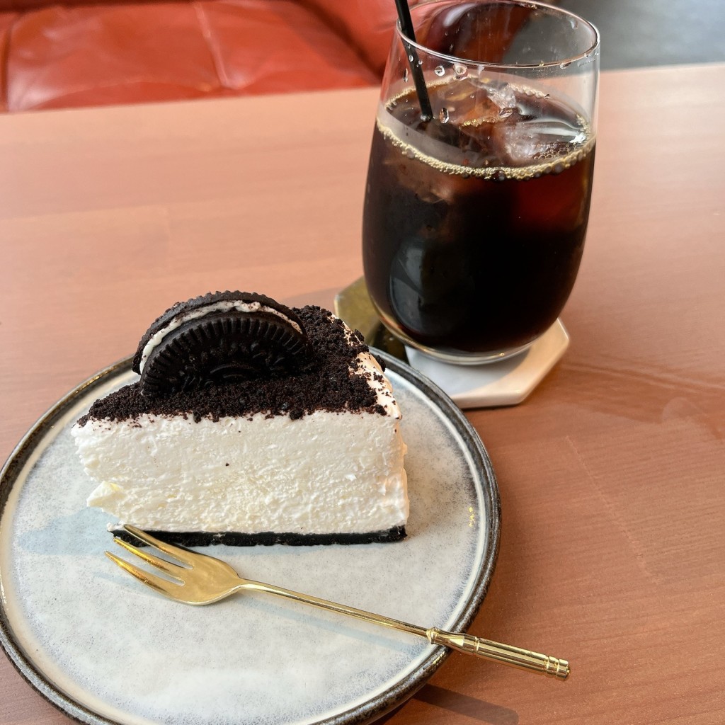 ユーザーが投稿したオレオチーズケーキの写真 - 実際訪問したユーザーが直接撮影して投稿した大須カフェCAFE TOLANDの写真