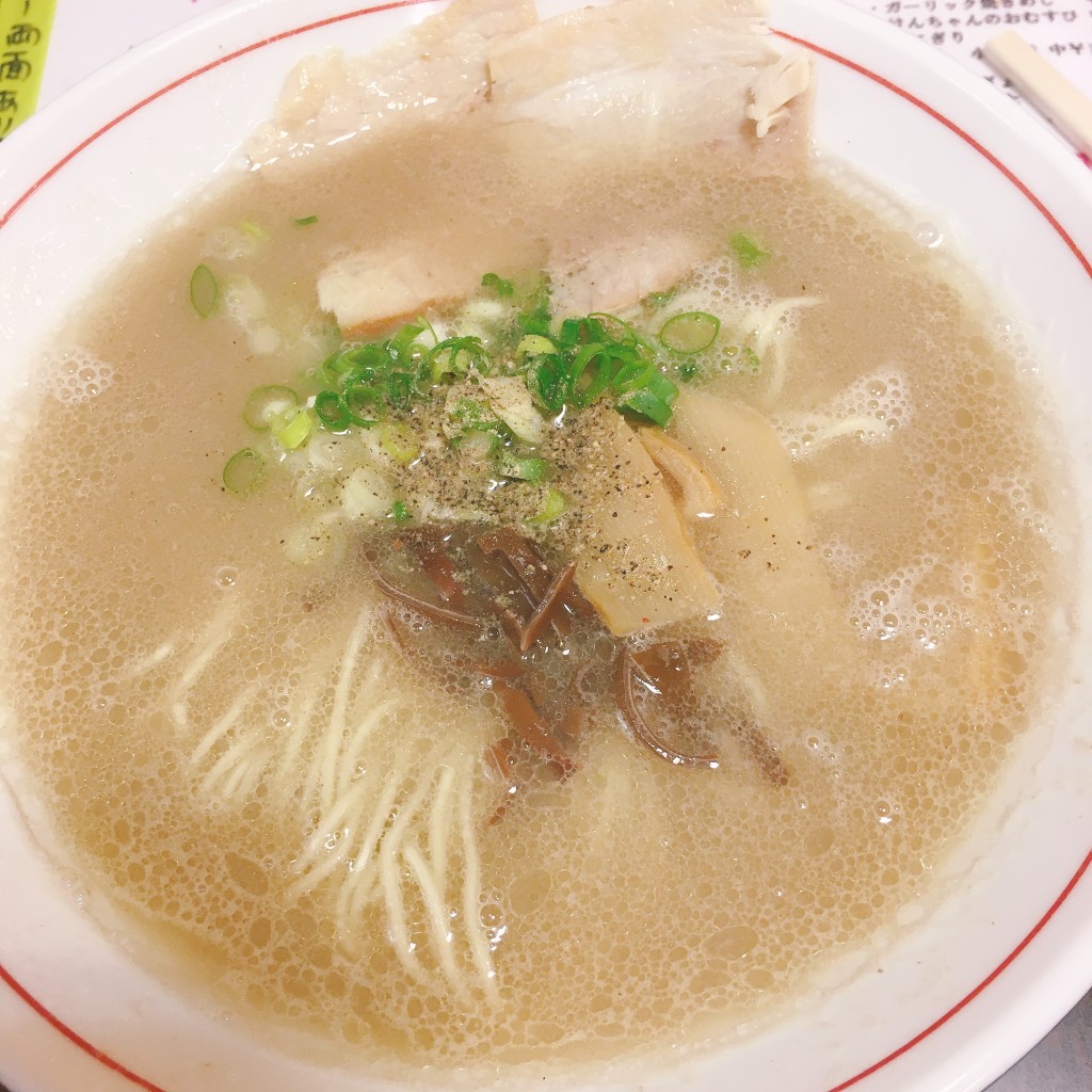 ユーザーが投稿したとんこつラーメンの写真 - 実際訪問したユーザーが直接撮影して投稿した豊前田町ラーメン / つけ麺下関のラーメン屋 満天ラーメンの写真