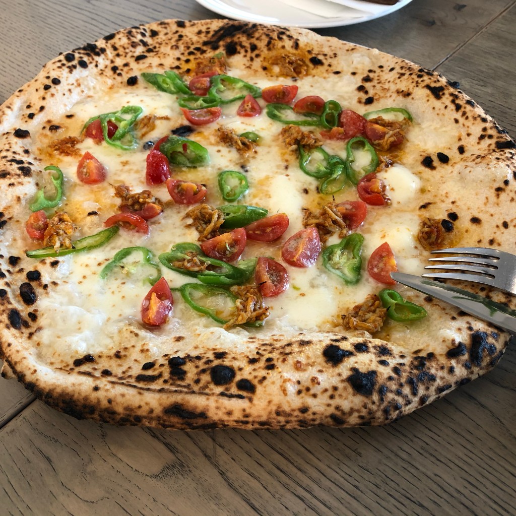 ユーザーが投稿したPzカラブレーゼの写真 - 実際訪問したユーザーが直接撮影して投稿した新港イタリアンLAntica Pizzeria da Michele 横浜店の写真