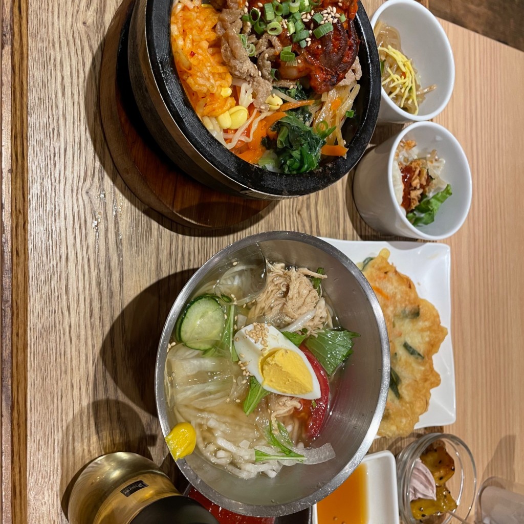 ユーザーが投稿したF冷麺+イイダ コ石焼の写真 - 実際訪問したユーザーが直接撮影して投稿した西新宿韓国料理韓美膳 ルミネ新宿LUMINE1の写真