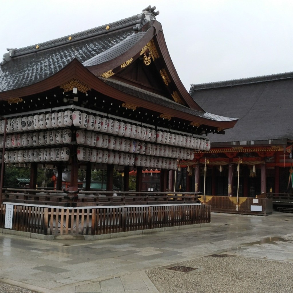 実際訪問したユーザーが直接撮影して投稿した祇園町北側神社八坂神社舞殿の写真