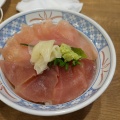 Lunchまぐろ2色丼 - 実際訪問したユーザーが直接撮影して投稿した難波千日前居酒屋磯丸水産 なんば南海通り店の写真のメニュー情報