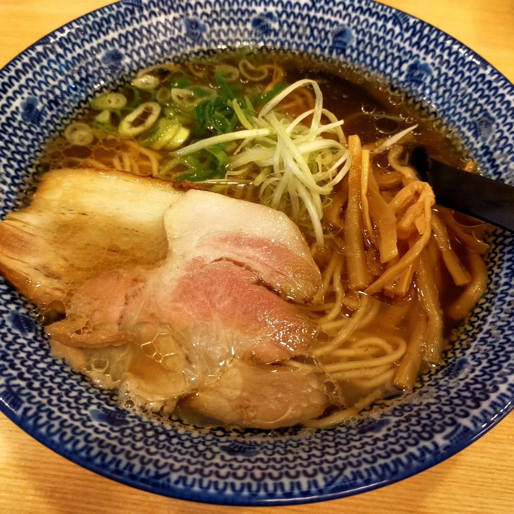 黄昏ちゃんさんが投稿した田町ラーメン / つけ麺のお店中華そば はまな/チュウカソバ ハマナの写真