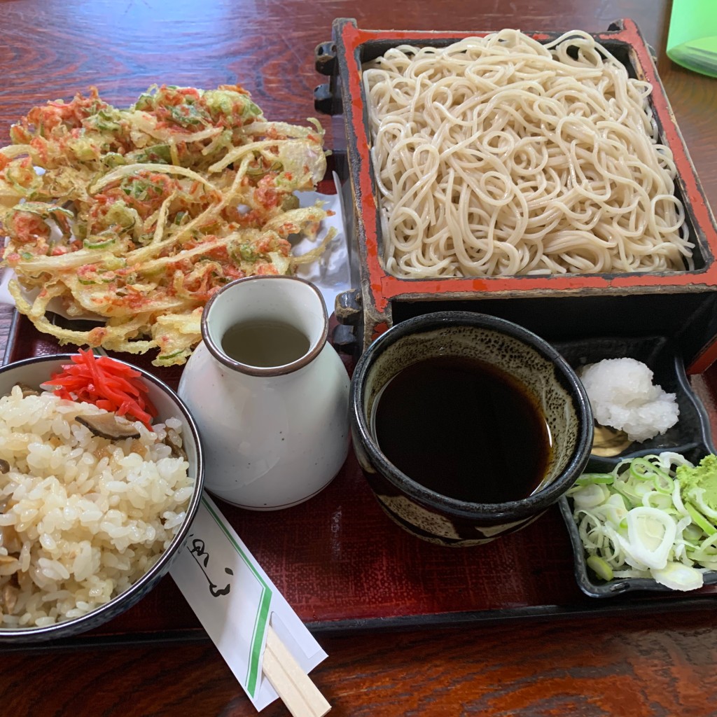 男ひとり旅魂さんが投稿した原市うどんのお店すかや 原市分店/スカヤハライチブンテンの写真