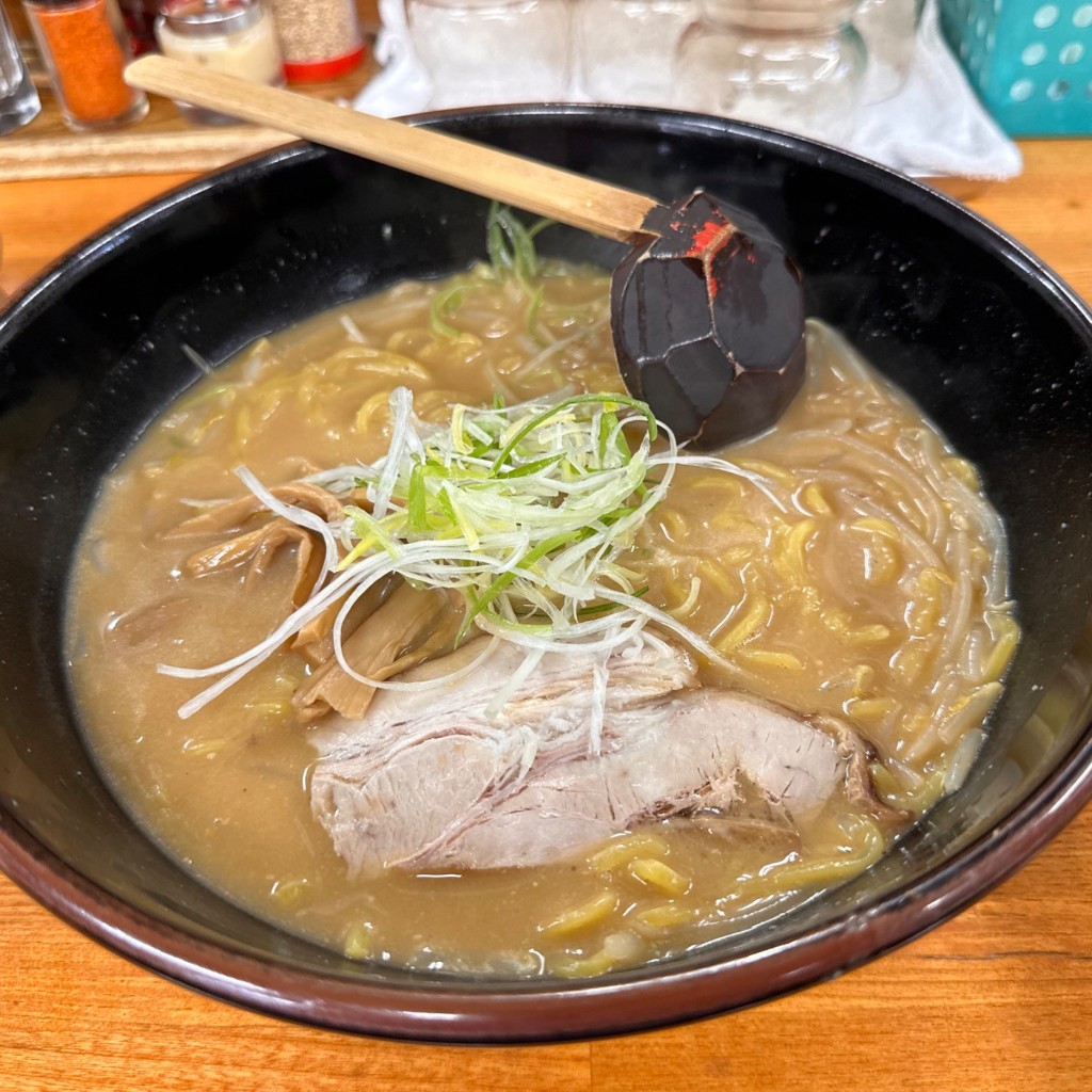 チーズ牛丼さんが投稿した南六条西ラーメン / つけ麺のお店らーめん 信玄 南6条店/らーめんしんげんの写真