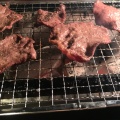 ネギ塩タン - 実際訪問したユーザーが直接撮影して投稿した下中野肉料理カナリヤの写真のメニュー情報