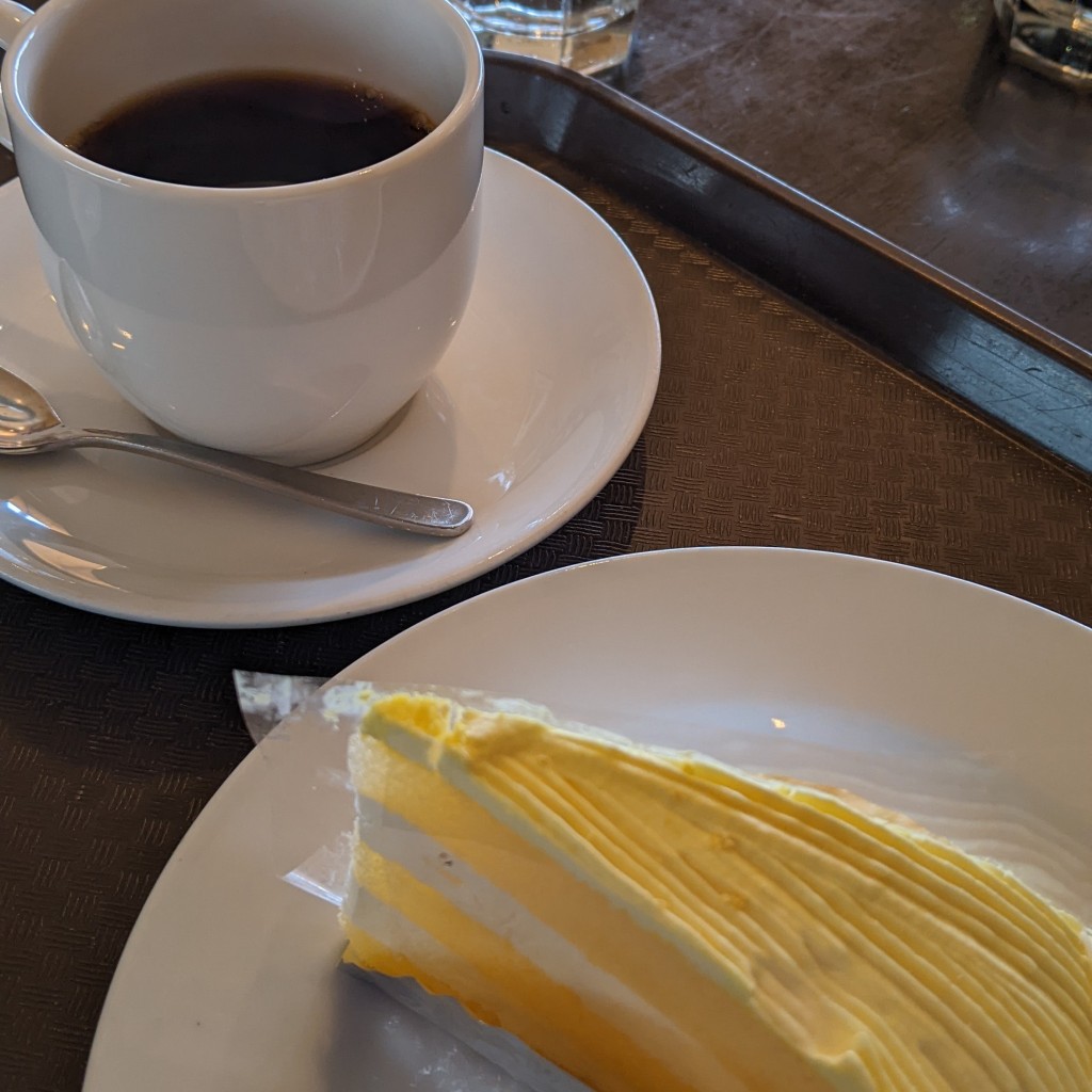 ユーザーが投稿したケーキセットホットコーヒーの写真 - 実際訪問したユーザーが直接撮影して投稿した松ケ丘カフェラゴア カフェの写真