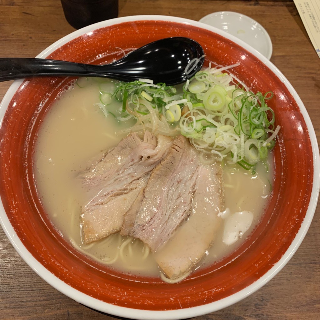 ユーザーが投稿したしお豚骨ラーメンの写真 - 実際訪問したユーザーが直接撮影して投稿した東鴻池町ラーメン専門店恵比寿家 鴻池店の写真