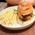 実際訪問したユーザーが直接撮影して投稿した四谷ハンバーガーIsland Burgers 四谷三丁目店の写真