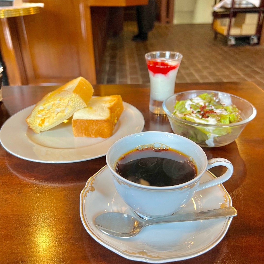 manichikoさんが投稿した大手喫茶店のお店喫茶室 八十六温館/キッサシツ ヤトロオンカンの写真