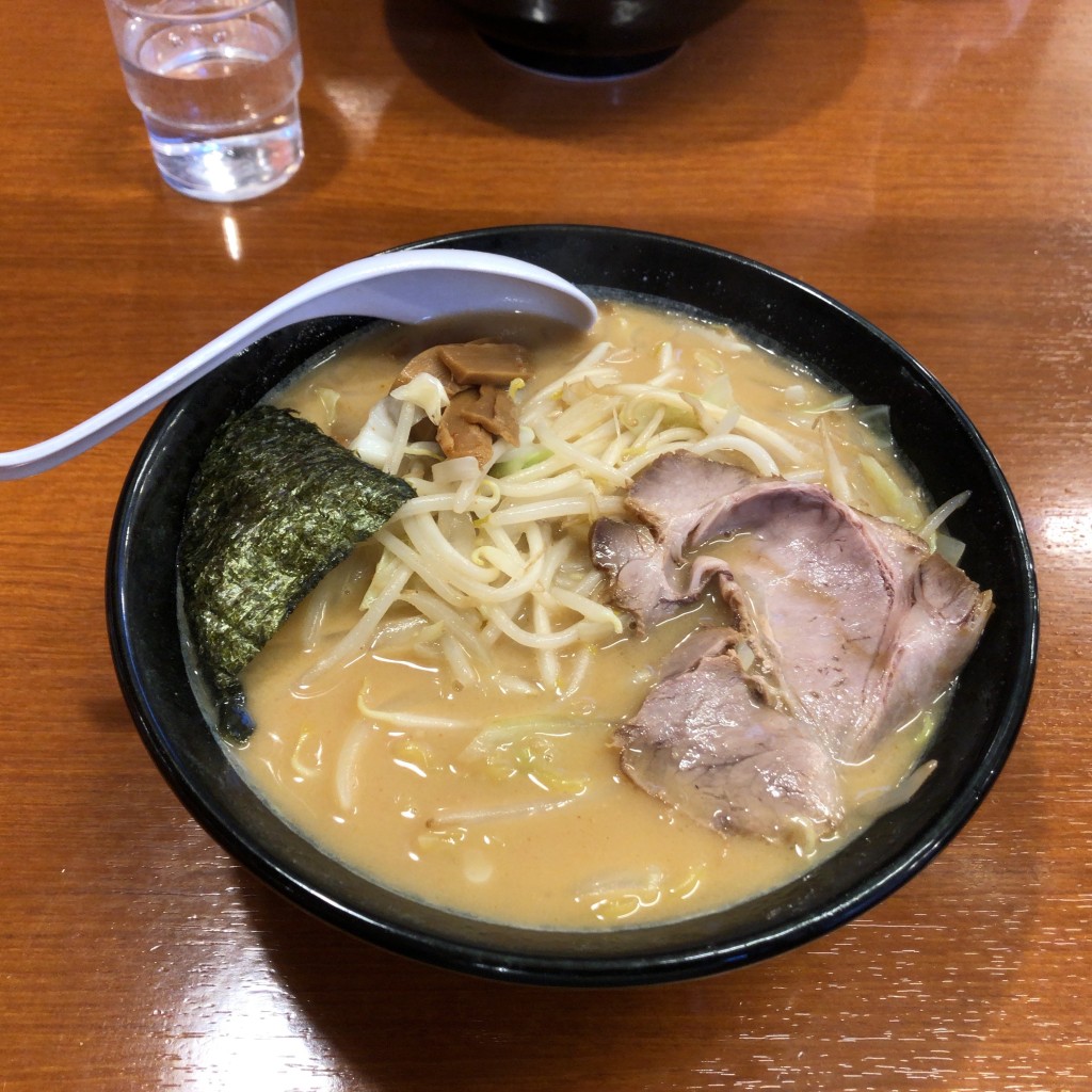 ユーザーが投稿した味噌ラーメンの写真 - 実際訪問したユーザーが直接撮影して投稿した中央ラーメン / つけ麺北海道ラーメン おやじ 本店の写真