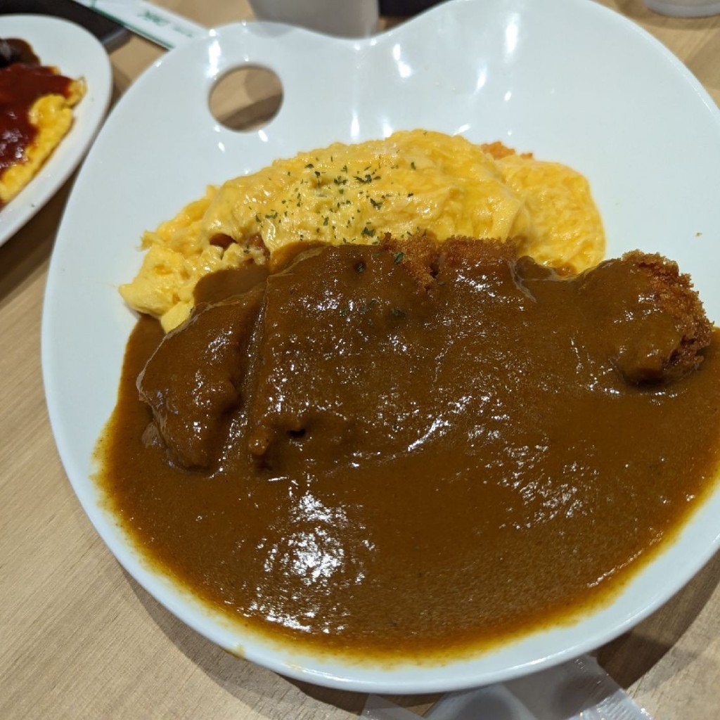 ユーザーが投稿したオム&カツカレーの写真 - 実際訪問したユーザーが直接撮影して投稿した上野ファミリーレストランじゅらく 上野駅前店の写真