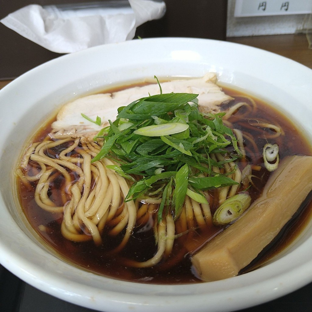 lunch_DEKAさんが投稿した六十谷ラーメン専門店のお店麺屋 鳥見本/メンヤ トミモトの写真