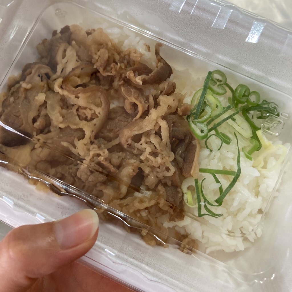 ユーザーが投稿したミニ牛肉ごはんセットの写真 - 実際訪問したユーザーが直接撮影して投稿した鮫島うどんはなまるうどん イオンタウン富士南店の写真