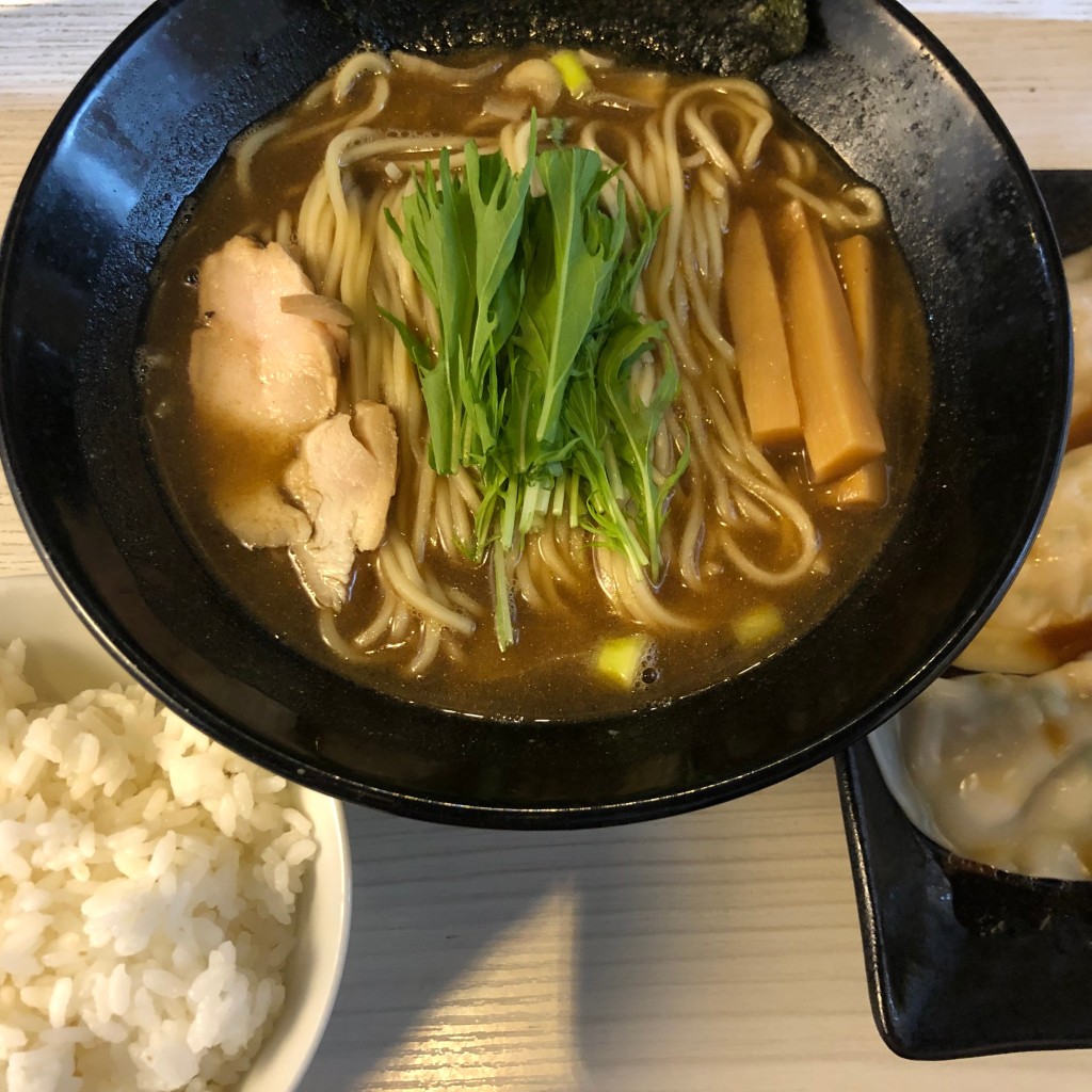 [みんな大好き😘麺麺めーーん🍜]をテーマに、LINE PLACEのユーザーてぃてぃーついすたーさんがおすすめするグルメ店リストの代表写真