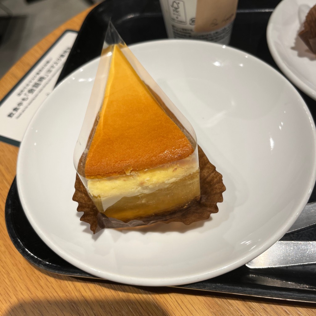 ユーザーが投稿したニューヨークチーズケーキの写真 - 実際訪問したユーザーが直接撮影して投稿した南烏山カフェスターバックス 千歳烏山店の写真