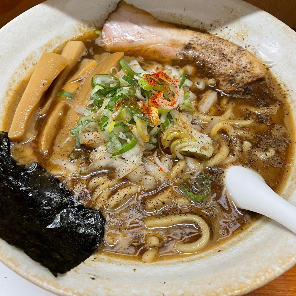 ユーザーが投稿したラーメンの写真 - 実際訪問したユーザーが直接撮影して投稿した住吉町ラーメン専門店自家製麺 福は内の写真