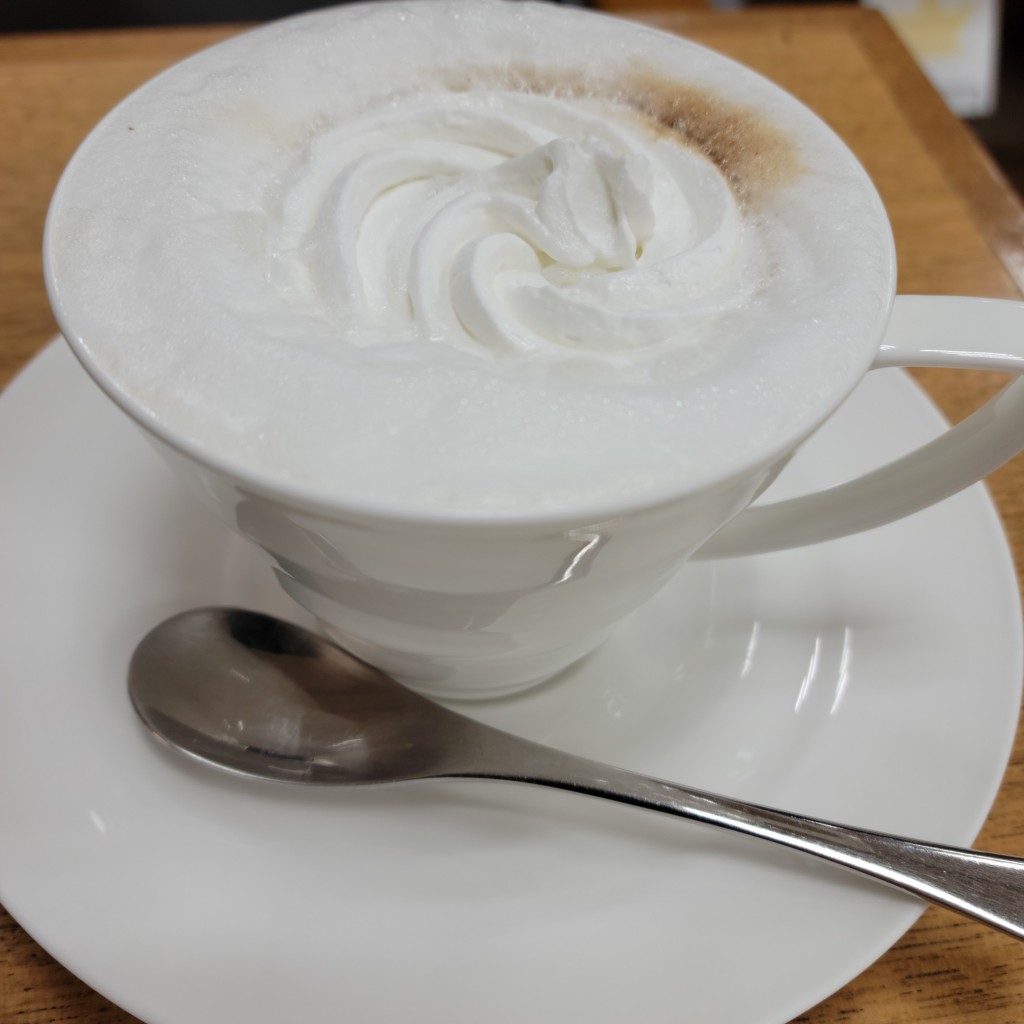 ユーザーが投稿したバニララテの写真 - 実際訪問したユーザーが直接撮影して投稿した南一条西カフェMJ BOOK CAFE by Mi Cafetoの写真