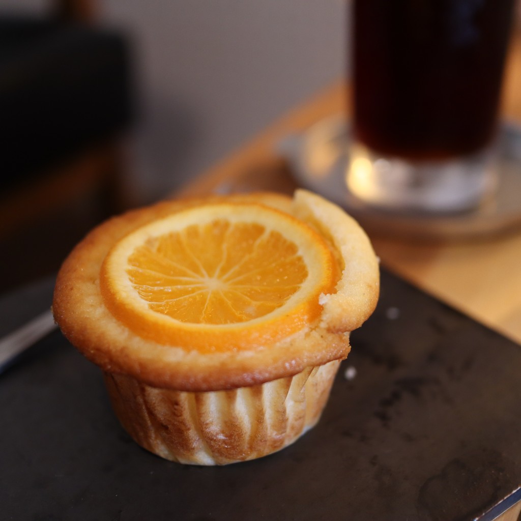 ユーザーが投稿したオレンジとクリームチーズのマフィンの写真 - 実際訪問したユーザーが直接撮影して投稿した扇カフェOgiso cafeの写真