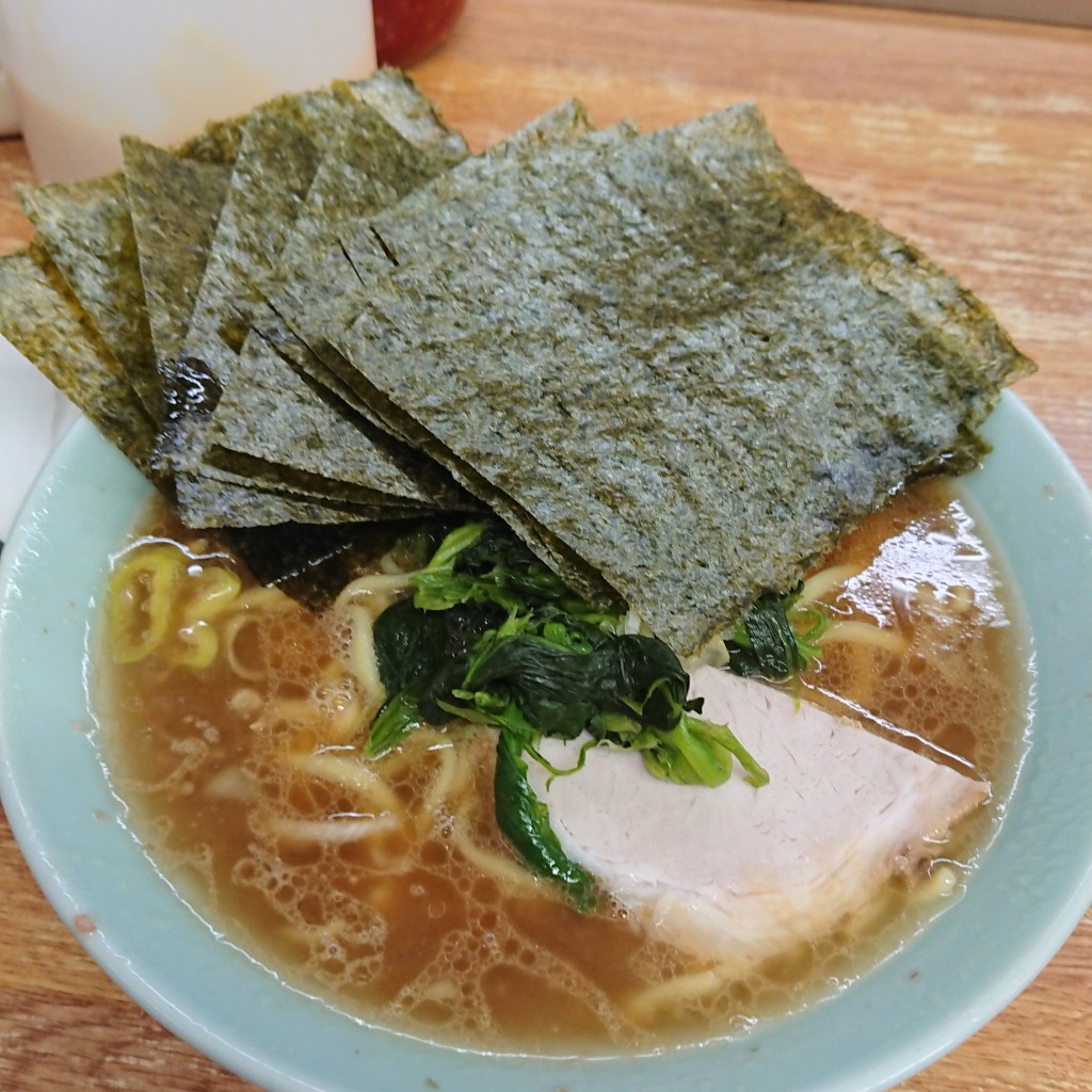 ユーザーが投稿したラーメン海苔増しの写真 - 実際訪問したユーザーが直接撮影して投稿した狩場町ラーメン / つけ麺ラーメン ONOMICHIの写真