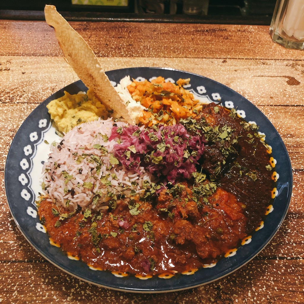 ユーザーが投稿した2種盛りの写真 - 実際訪問したユーザーが直接撮影して投稿した千間台西カレーspice curry mokuromiの写真