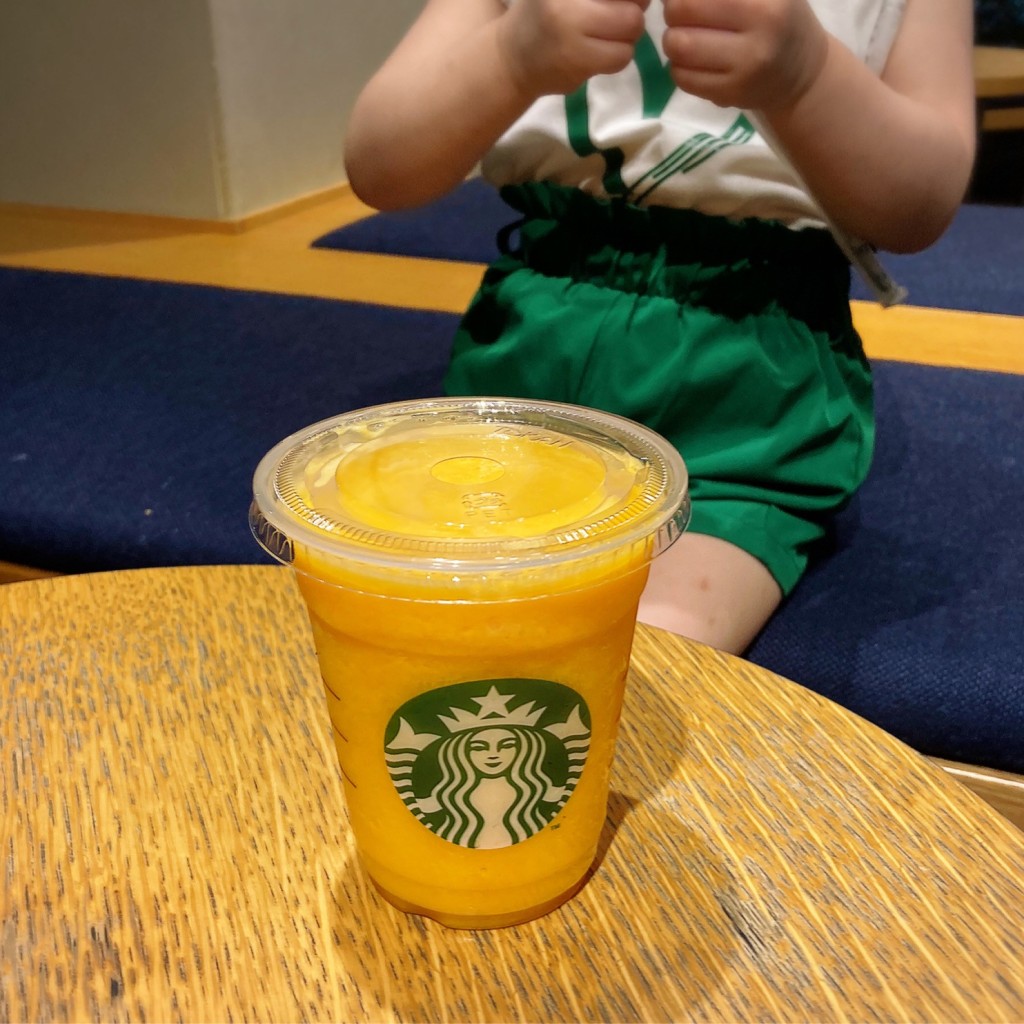 写真は雑なJaeJungさんが投稿した雷門カフェのお店スターバックスコーヒー 浅草雷門通り店/STARBUCKS COFFEEの写真