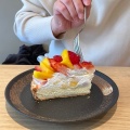 いちごとマンゴーのケーキ - 実際訪問したユーザーが直接撮影して投稿した飯積カフェカフェコムサ 酒々井プレミアム・アウトレット店の写真のメニュー情報