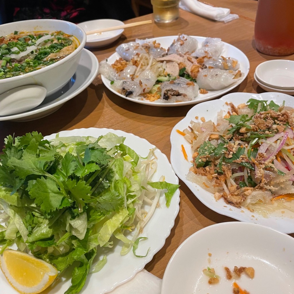 ユーザーが投稿したサラダ、蒸し春巻きの写真 - 実際訪問したユーザーが直接撮影して投稿した上飯田町ベトナム料理サイゴンの写真