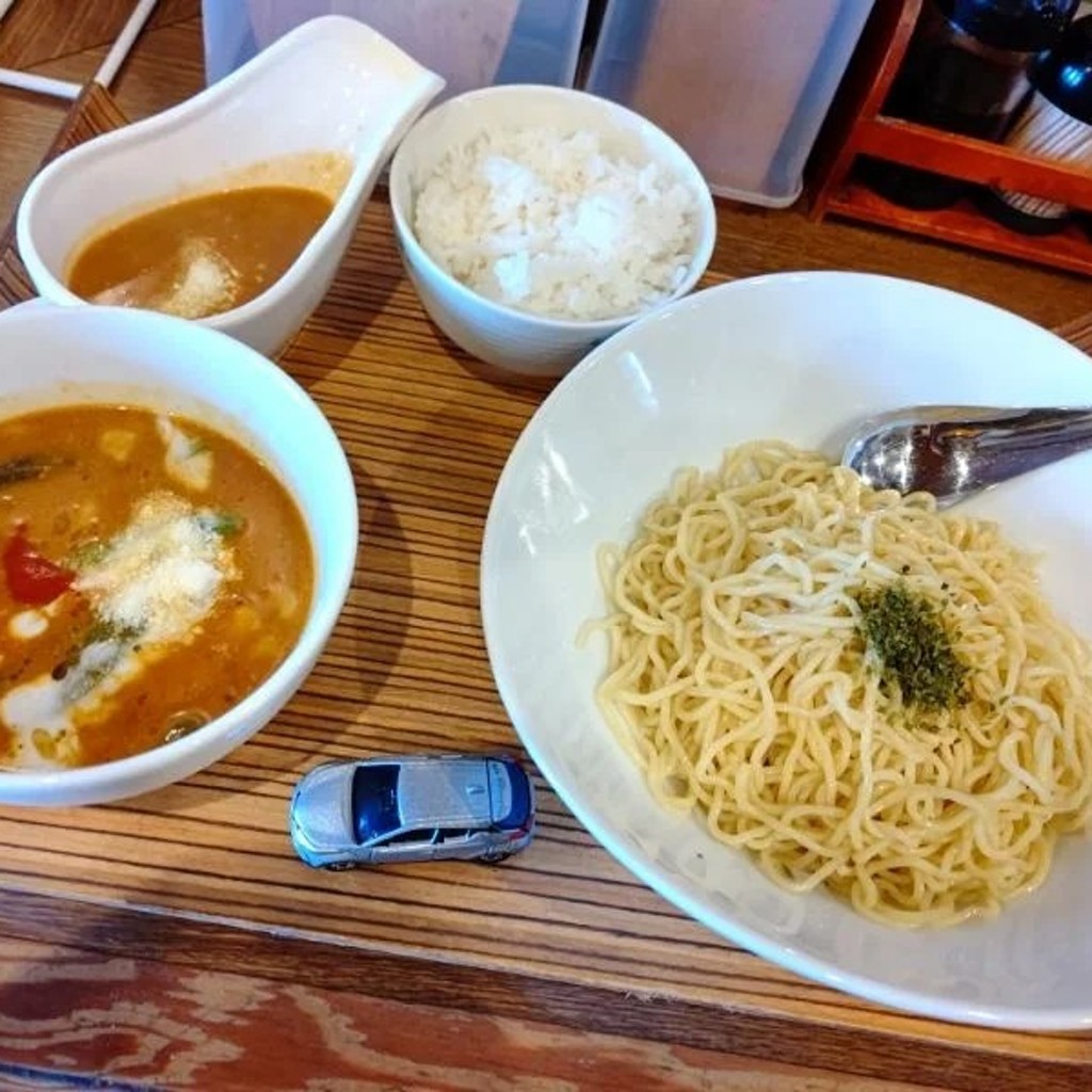 ユーザーが投稿したカレーつけ麺の写真 - 実際訪問したユーザーが直接撮影して投稿した下庄ラーメン専門店華麺の写真