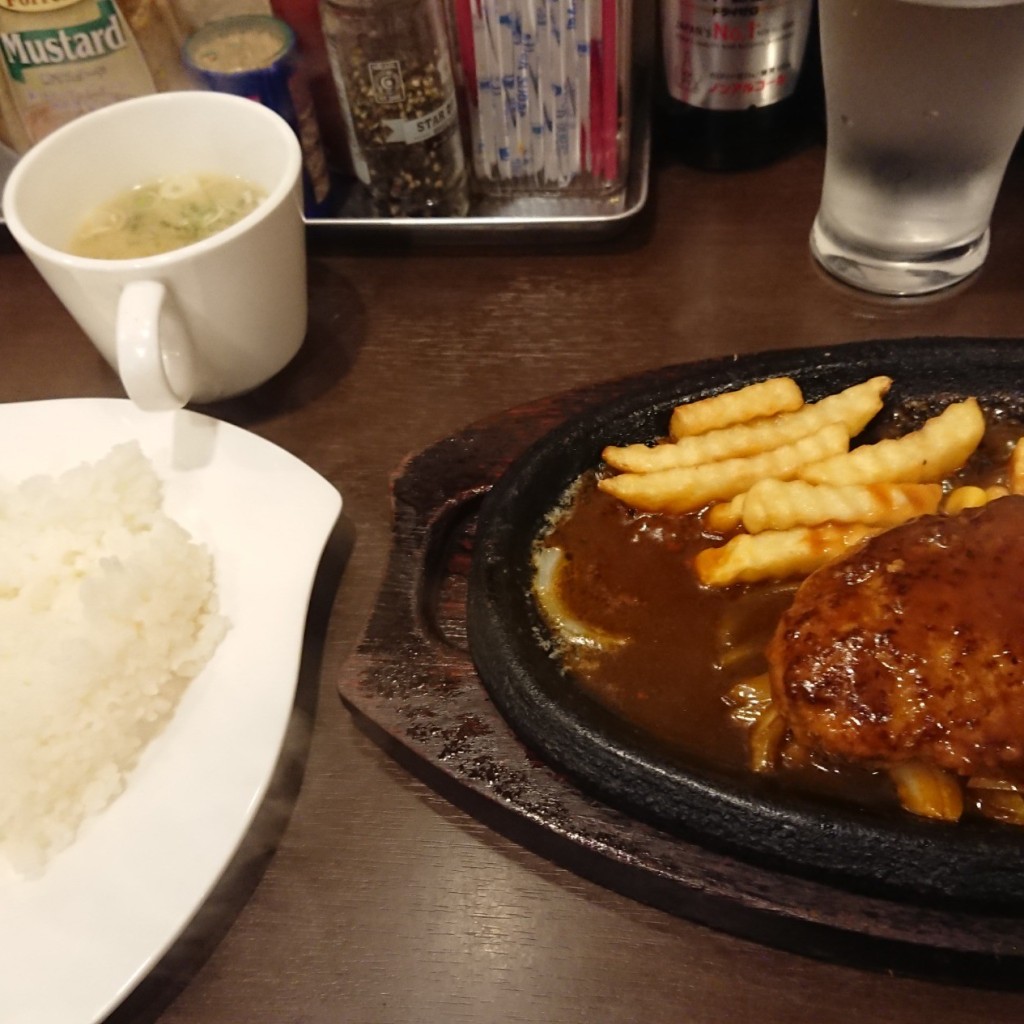 実際訪問したユーザーが直接撮影して投稿した東向島定食屋肉マル食堂の写真