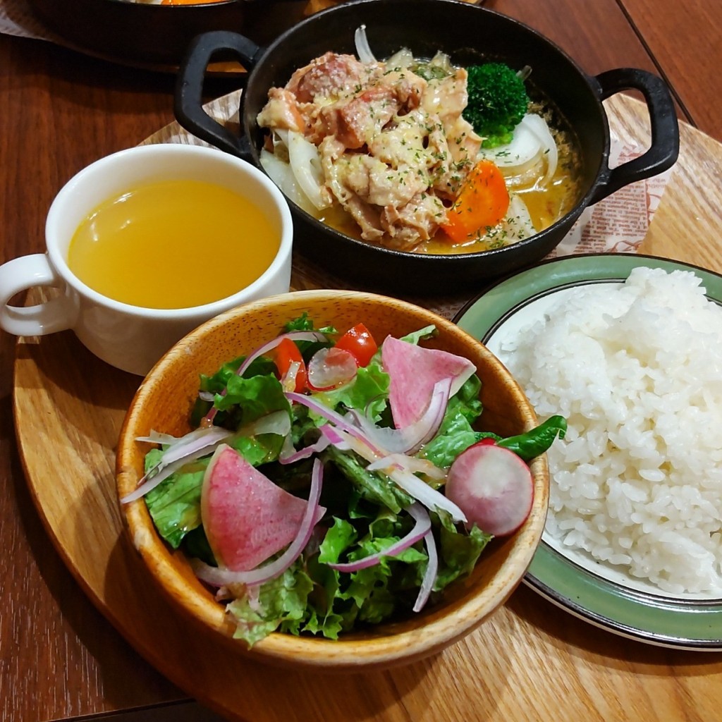 ユーザーが投稿した週替ライスプレートLunchの写真 - 実際訪問したユーザーが直接撮影して投稿した銀座西カフェkawara ballo ballo 銀座店の写真