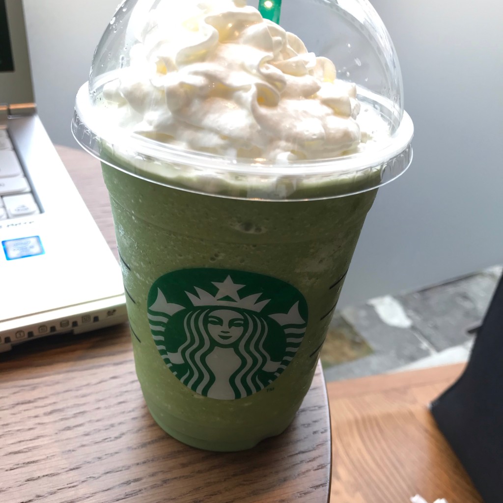 ユーザーが投稿した抹茶クリームフラペチーノの写真 - 実際訪問したユーザーが直接撮影して投稿した溝口カフェスターバックスコーヒー Qiz溝の口店の写真