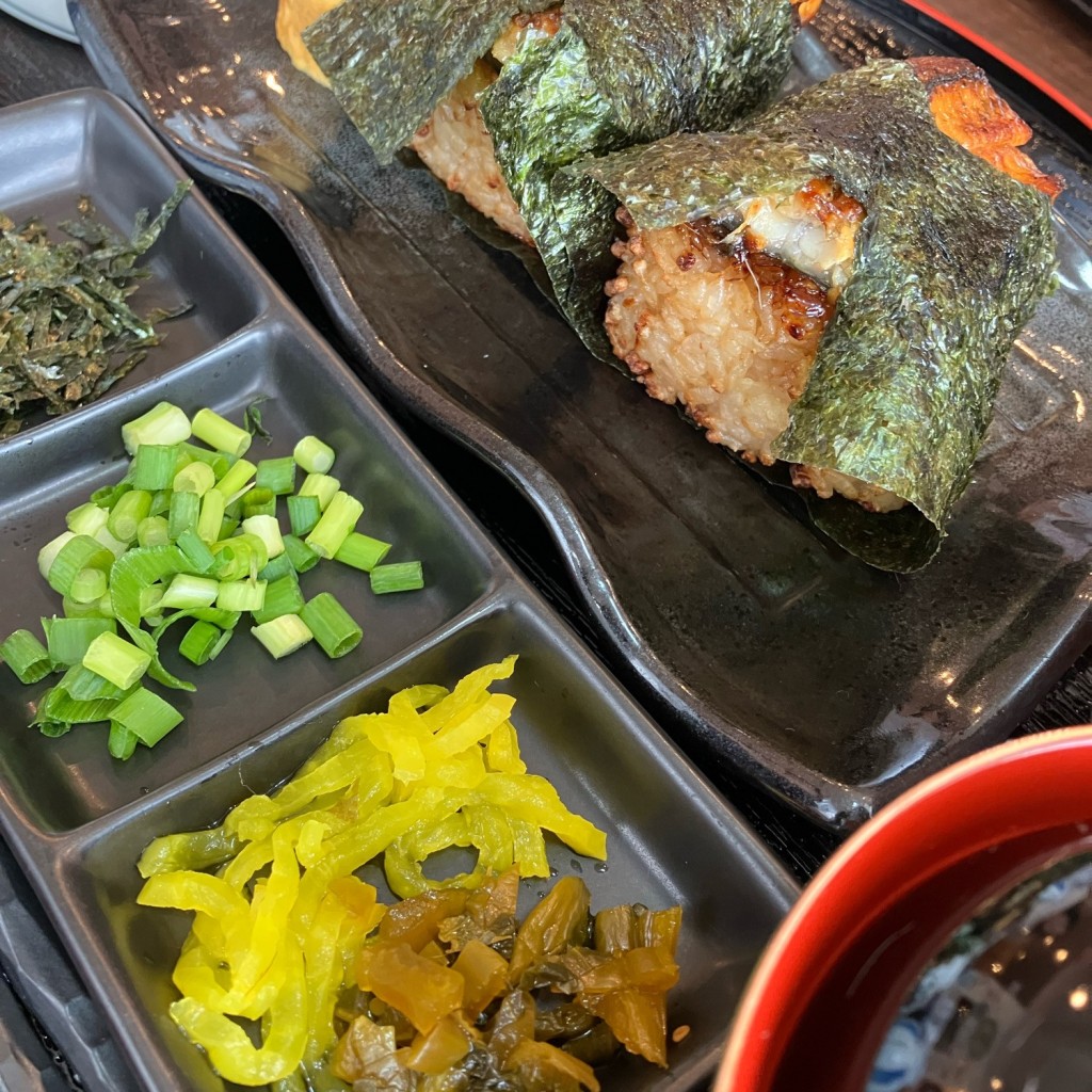 ユーザーが投稿した鰻焼きおにぎりの写真 - 実際訪問したユーザーが直接撮影して投稿した小倉町うなぎ鰻cafeゆきちっの写真