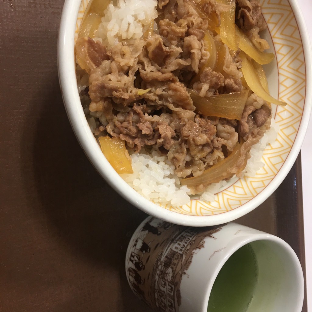 ユーザーが投稿した牛丼の写真 - 実際訪問したユーザーが直接撮影して投稿した阿児町鵜方牛丼すき家 167号志摩鵜方店の写真