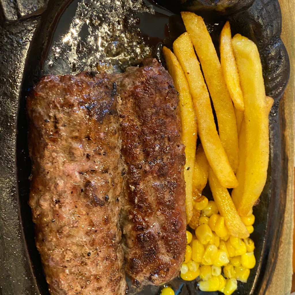 ユーザーが投稿した炭焼粗挽ハンバーグLunchの写真 - 実際訪問したユーザーが直接撮影して投稿した青田ステーキブロンコビリー 柏の葉店の写真