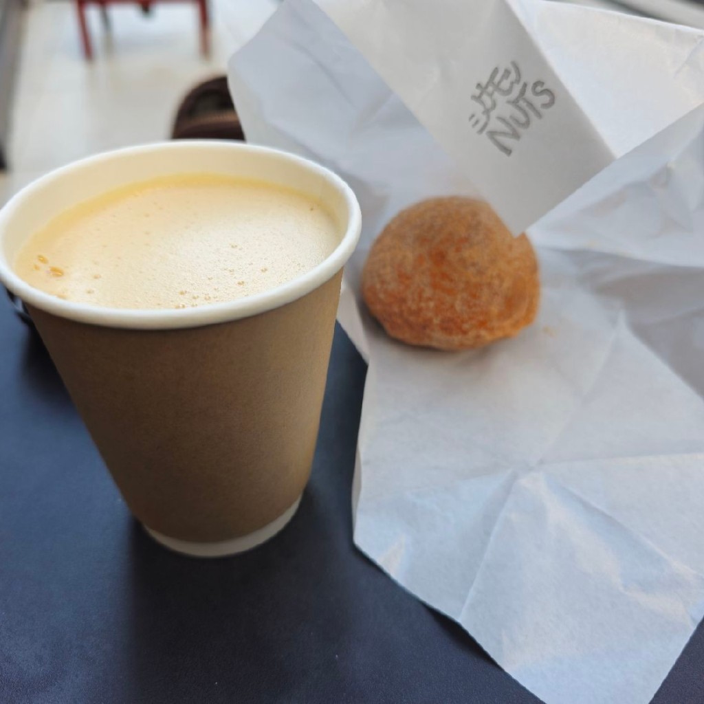 ユーザーが投稿したドリンクの写真 - 実際訪問したユーザーが直接撮影して投稿した日本橋大伝馬町カフェharitts donuts & coffee 小伝馬町店の写真
