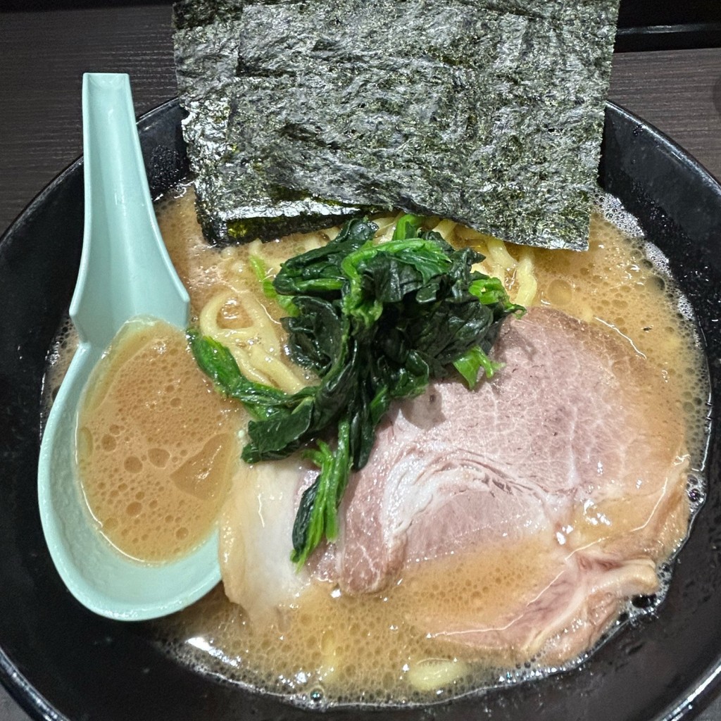 豚骨ラーメンちゃんさんが投稿した星川ラーメン / つけ麺のお店らーめん家 せんだい 和田町店/ラーメンヤ センダイ ワダマチテンの写真