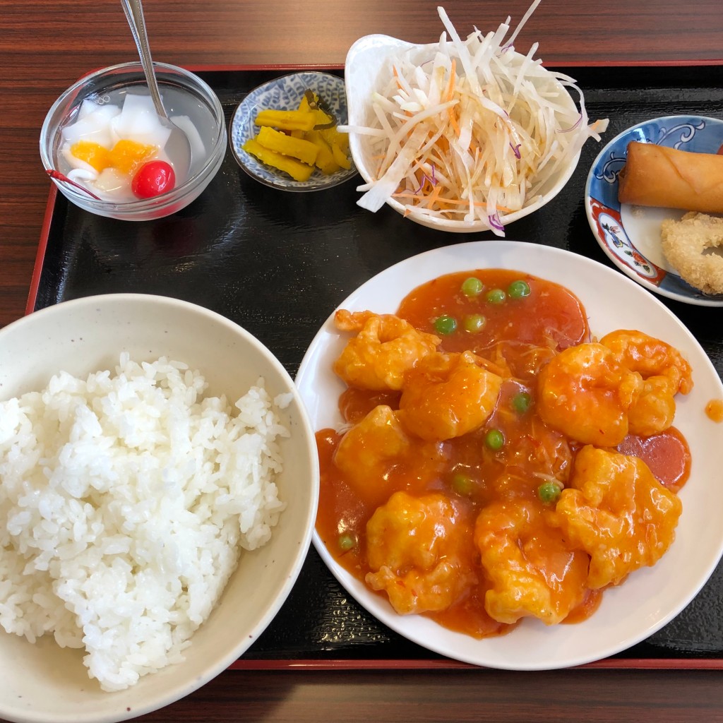 ユーザーが投稿したエビチリ定食 台湾ラーメン付きの写真 - 実際訪問したユーザーが直接撮影して投稿した土器町東台湾料理台湾料理 味源の写真