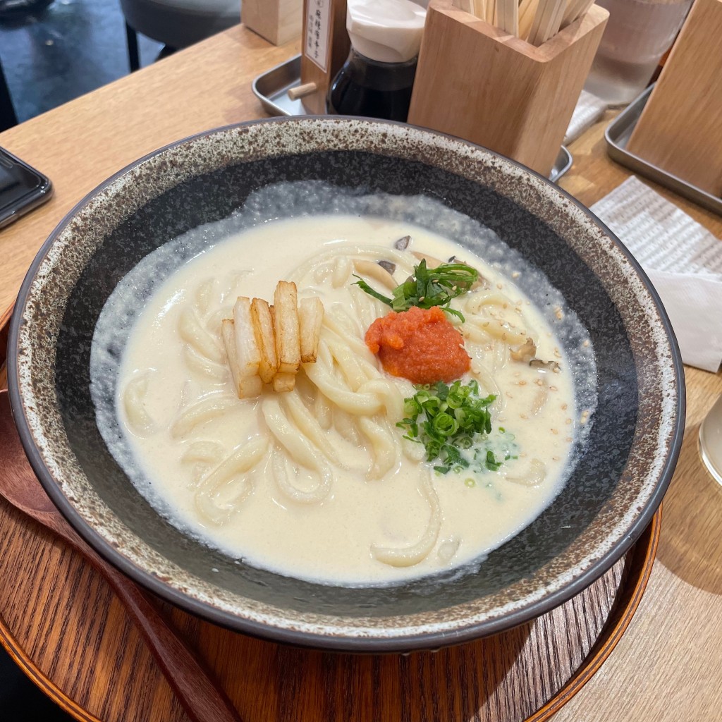 とやぐるめさんが投稿した新宿うどんのお店餅うどん 功刀屋 新宿御苑店/モチウドン クヌギヤ シンジュクギョエンテンの写真