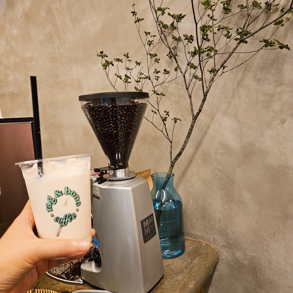 ユーザーが投稿したコーヒーの写真 - 実際訪問したユーザーが直接撮影して投稿した神宮前カフェrag & bone coffeeの写真
