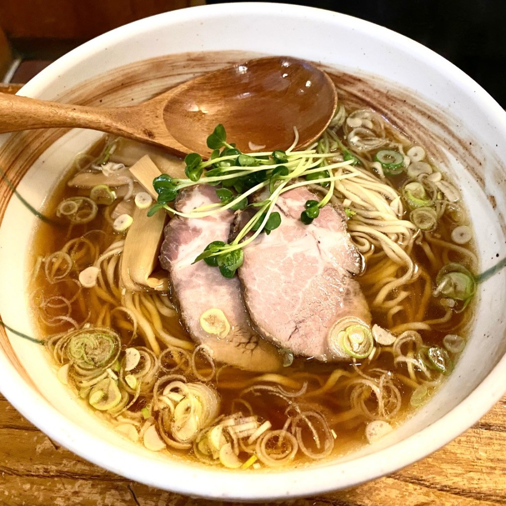 ユーザーが投稿したラーメンの写真 - 実際訪問したユーザーが直接撮影して投稿した西新宿ラーメン / つけ麺新高揚の写真