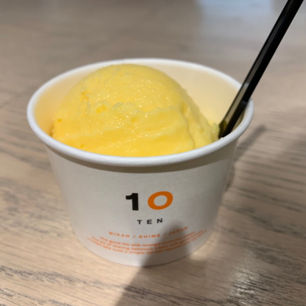 ユーザーが投稿したオレンジジェラートの写真 - 実際訪問したユーザーが直接撮影して投稿した大街道カフェ10 FACTORY 松山本店の写真
