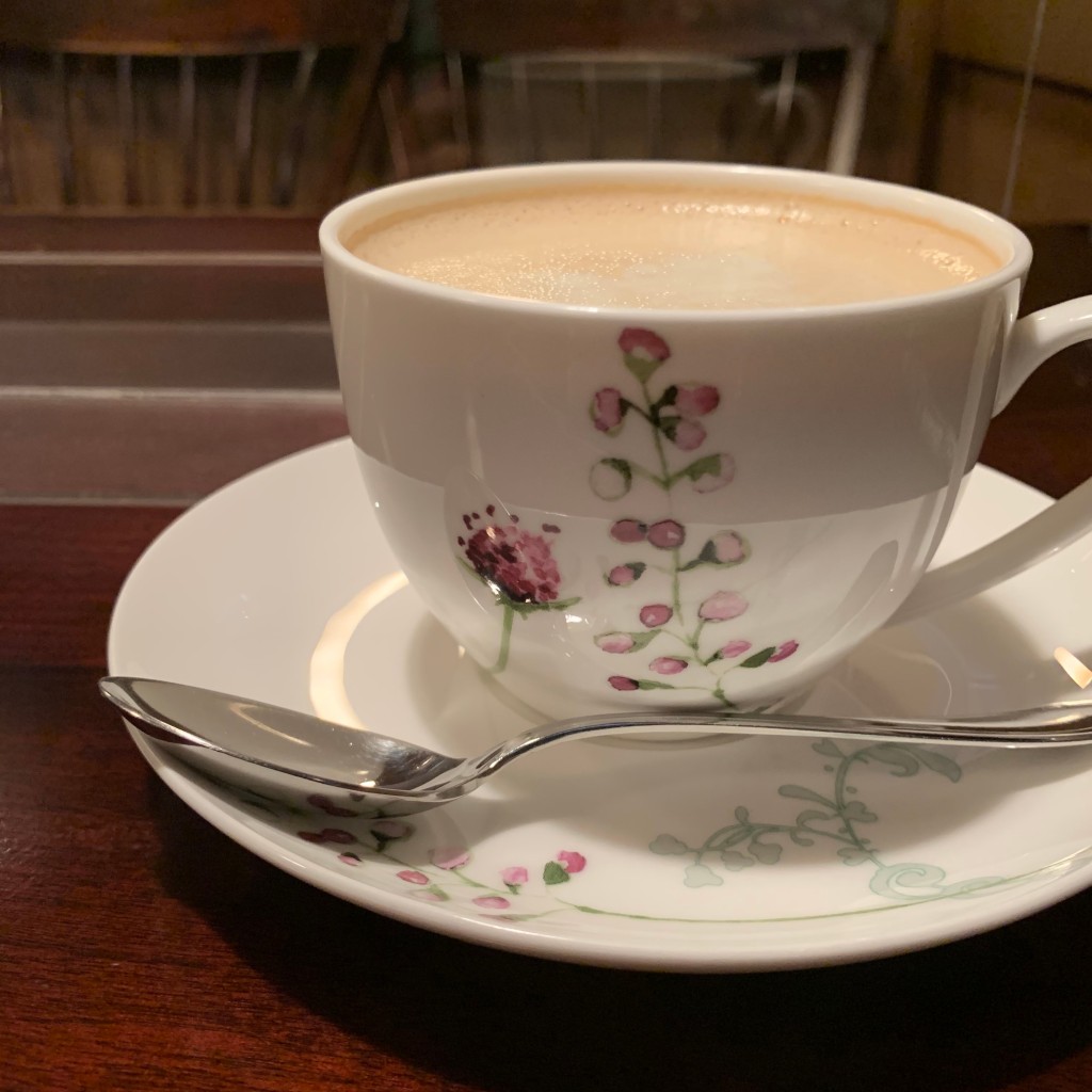ユーザーが投稿したカフェオレの写真 - 実際訪問したユーザーが直接撮影して投稿した新橋コーヒー専門店宮越屋珈琲 東京新橋店の写真