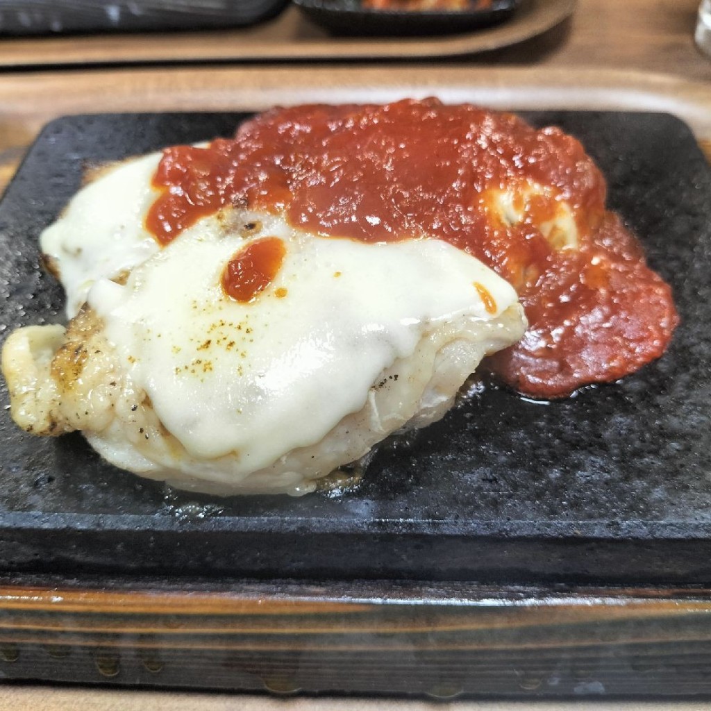ユーザーが投稿したチキンチーズトマトセツ1の写真 - 実際訪問したユーザーが直接撮影して投稿した緑町ステーキワンダーステーキ 防府店の写真