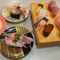 実際訪問したユーザーが直接撮影して投稿した八楠寿司まぐろ一本の写真