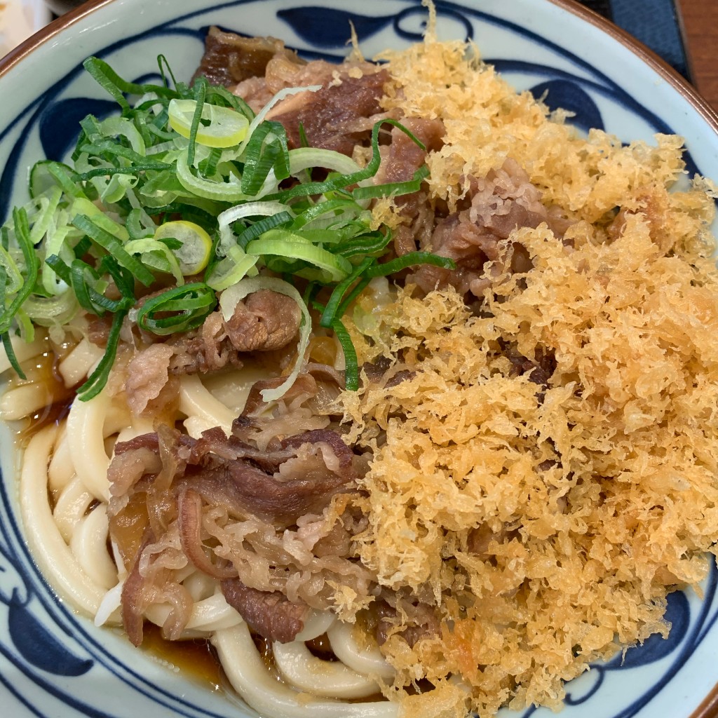 ユーザーが投稿した肉ぶっかけうどんの写真 - 実際訪問したユーザーが直接撮影して投稿した博多駅南うどん丸亀製麺 博多駅南店の写真