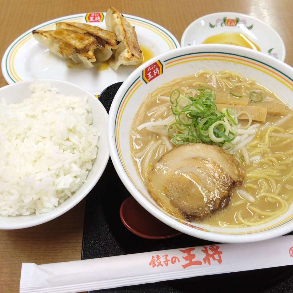 ユーザーが投稿したS餃子の王将ラーメンの写真 - 実際訪問したユーザーが直接撮影して投稿した堀越町餃子餃子の王将 天王寺堀越店の写真