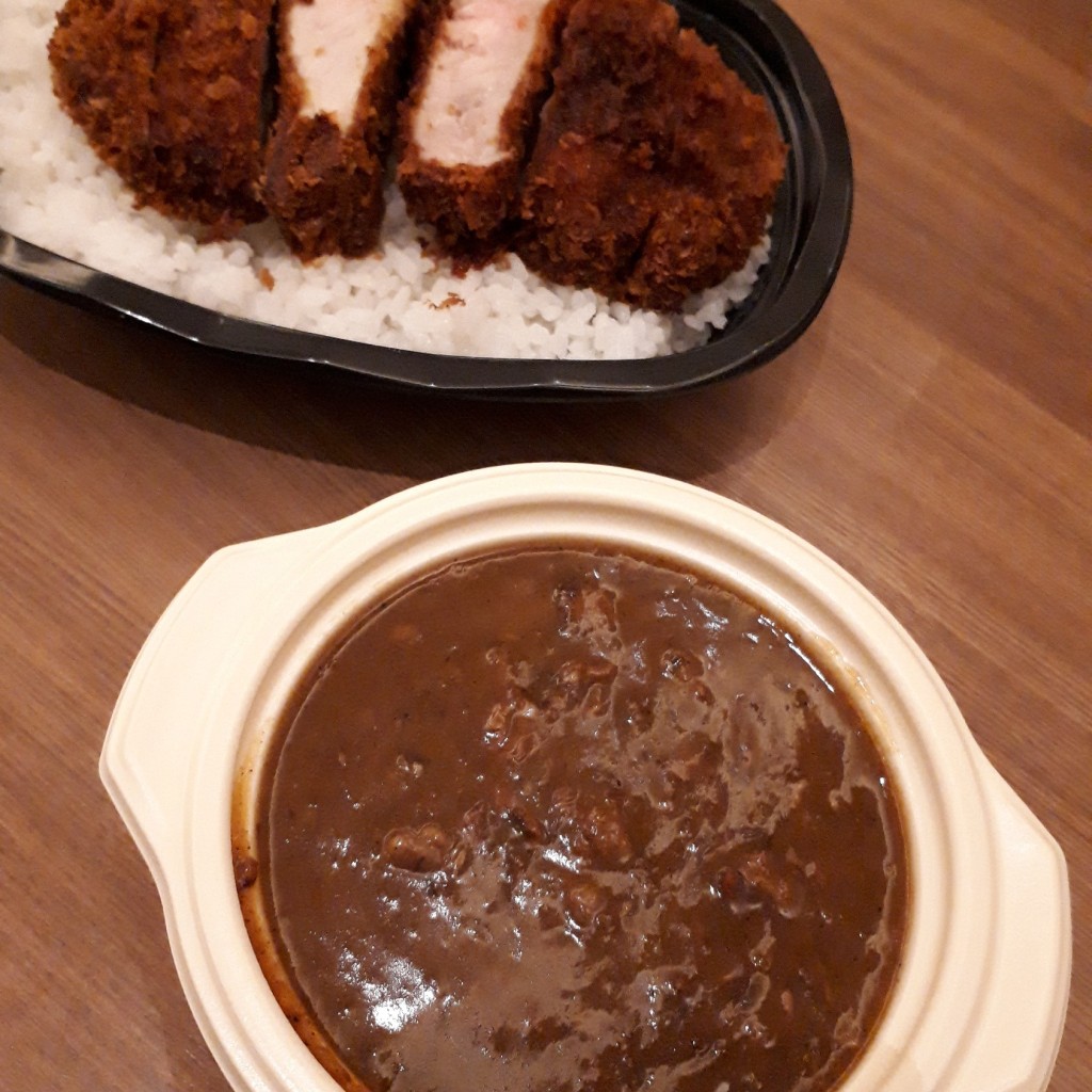 ユーザーが投稿したカツカレーの写真 - 実際訪問したユーザーが直接撮影して投稿した泉イタリアンボッテゴンの写真