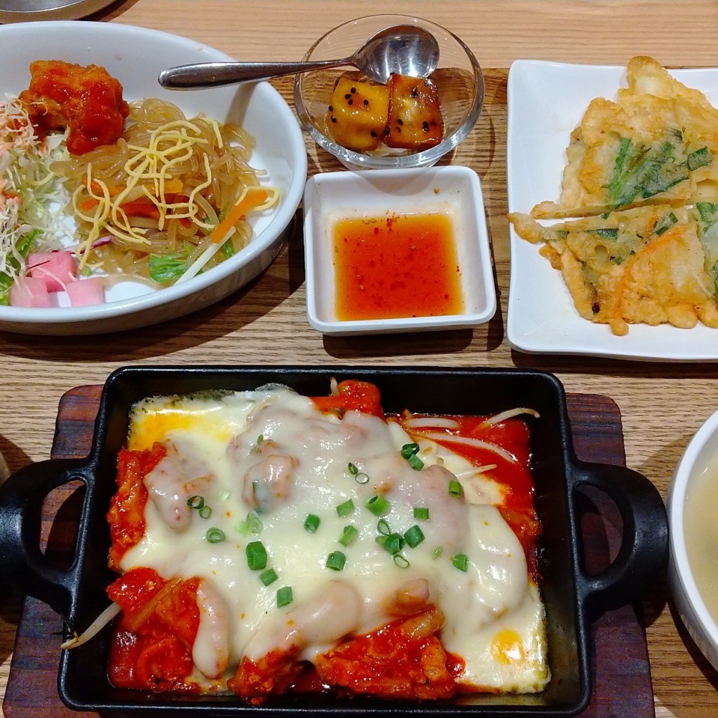 ユーザーが投稿したAダッカルビ セットの写真 - 実際訪問したユーザーが直接撮影して投稿した西新宿韓国料理韓美膳 ルミネ新宿LUMINE1の写真